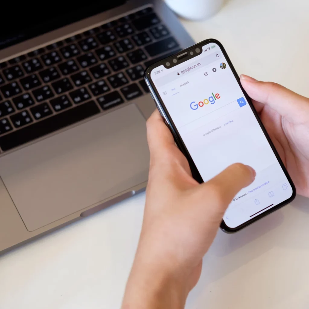 Google search engine open on a phone